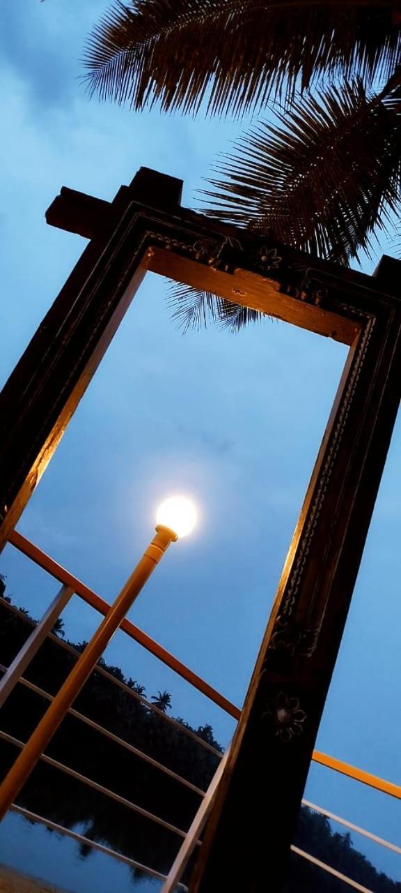 Hangout Kalyānpur Exterior foto